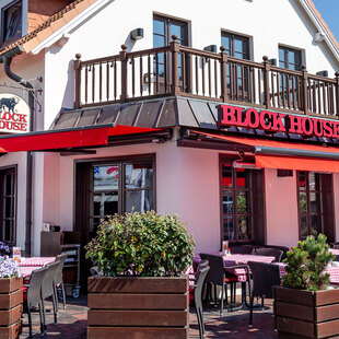 Außenansicht des BLOCK HOUSE Restaurants auf Sylt
